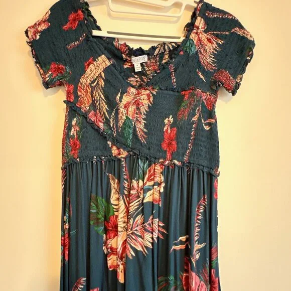 Lightweight Elastic Long Flowy Floral Print Maxi Dress - Picture 3 of 10